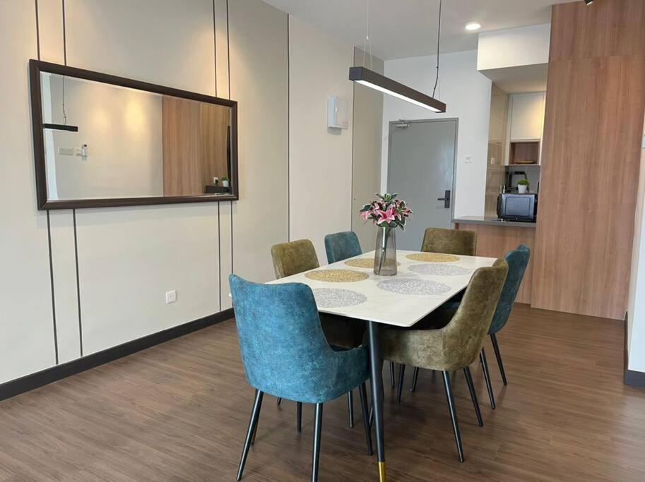 Attractive 3 Bedroom Condo With Pool-D Raudhah Homestay Kajang Exteriér fotografie