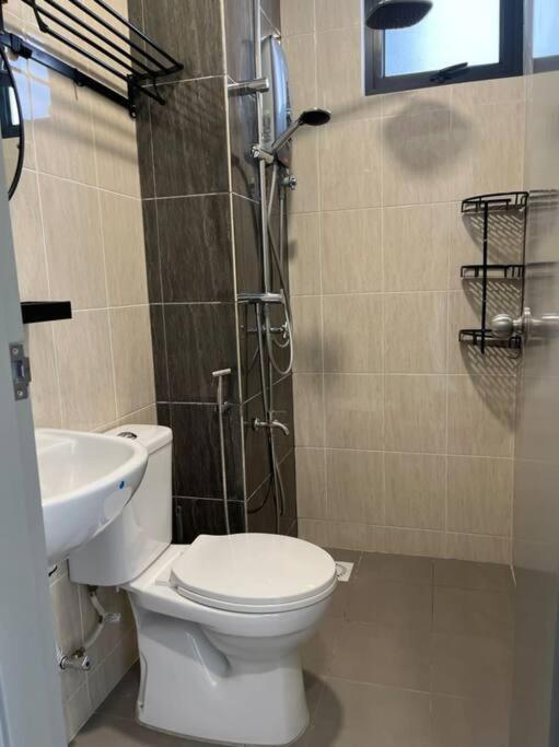 Attractive 3 Bedroom Condo With Pool-D Raudhah Homestay Kajang Exteriér fotografie